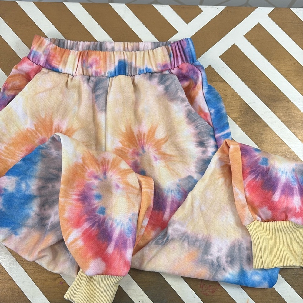 Lola + the boys sweatpants
Size 8
Size pockets 
Like new